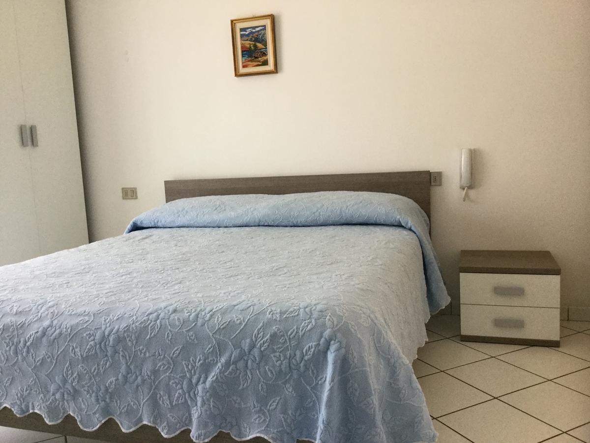 Hotel Bragozzo Sottomarina Exteriör bild