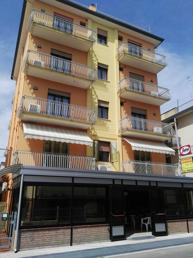 Hotel Bragozzo Sottomarina Exteriör bild